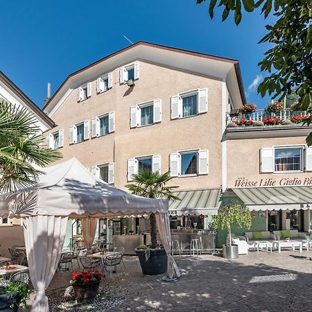 Hotel Weisse Lilie - B&B Rio di Pusteria Ruang foto