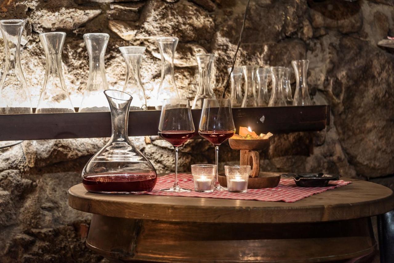 Hotel Weisse Lilie - B&B Rio di Pusteria Bagian luar foto
